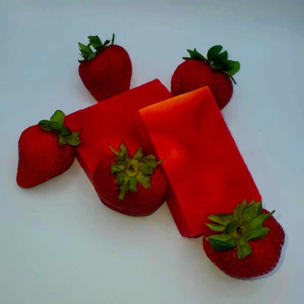 Berry Fusion Moisturizing Soap Bar